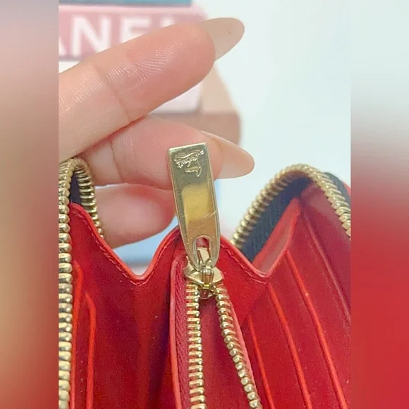 Christian Louboutin Leopard Studded Wallet - Picture 15 of 17